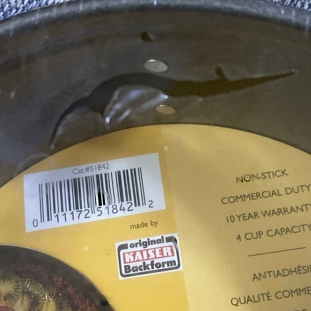 Nordic Ware 7" Springform Pan - Picture 4 of 4